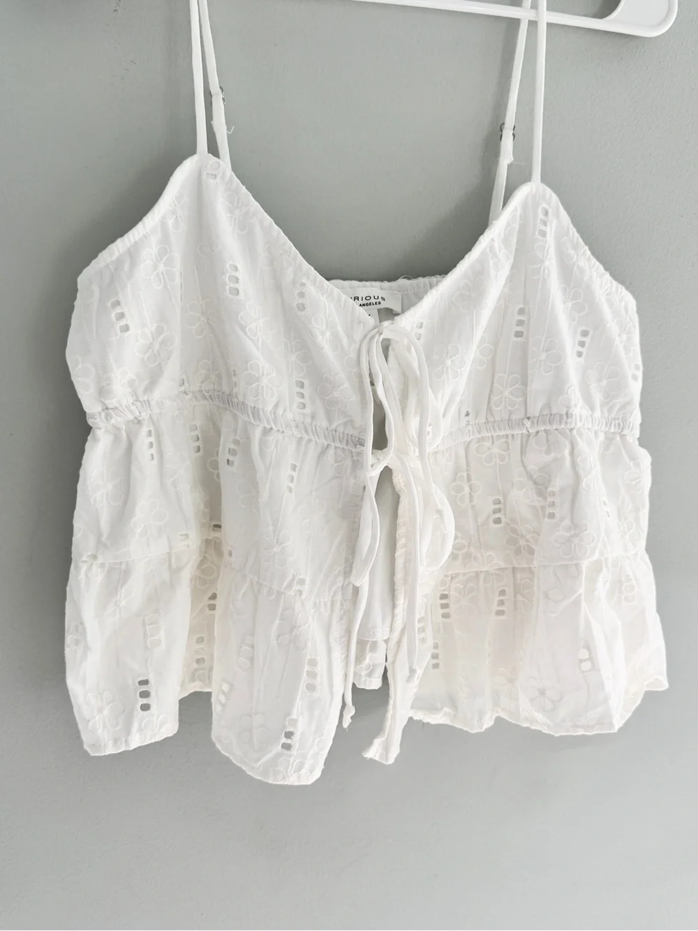 Kirious Los Angeles White Eyelet Tie Front Babydoll Tank Top M NWT
